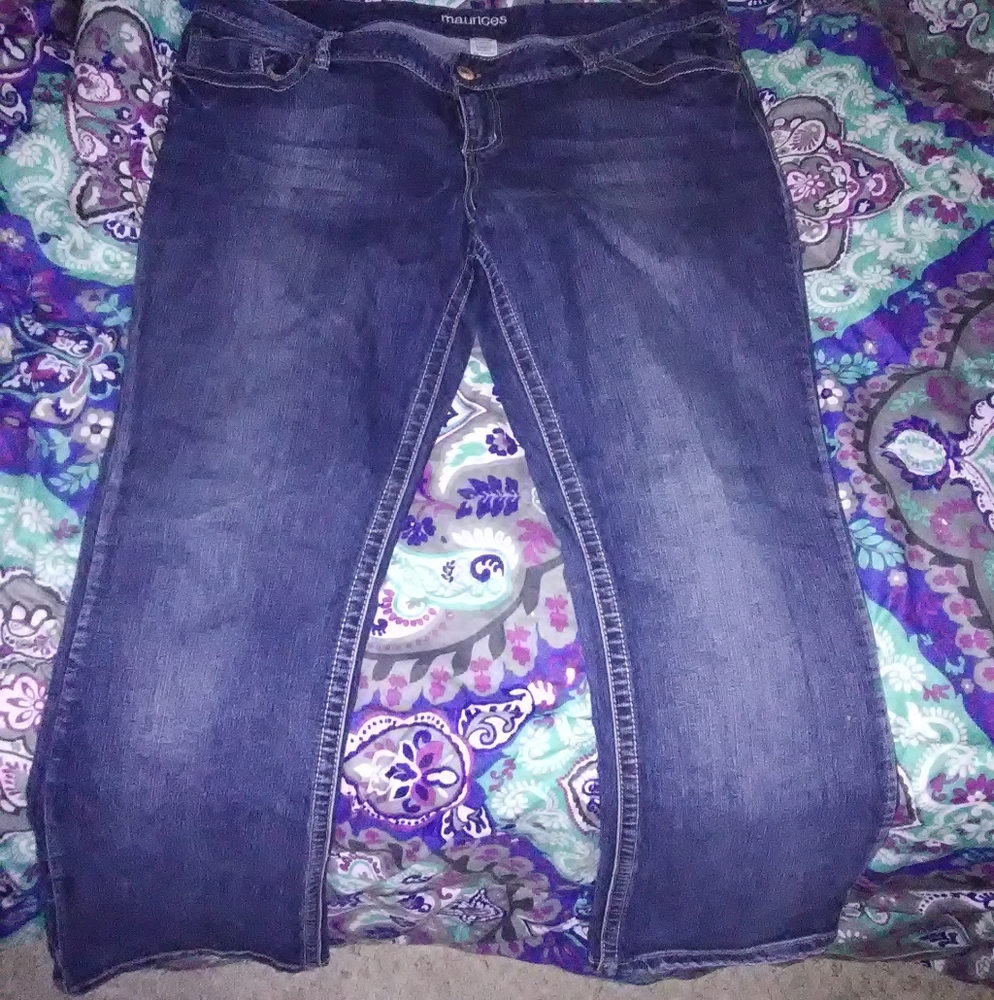 Boot cut jeans